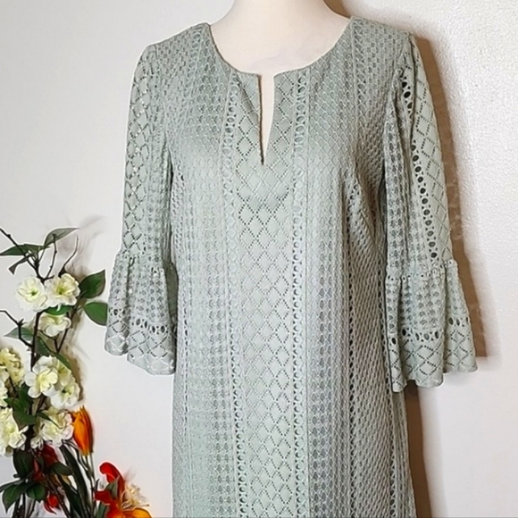 Adrianna Papell Half Bell Sleeve Lace Overlay Light Sage Sheath Dress Designer - Picture 1 of 15